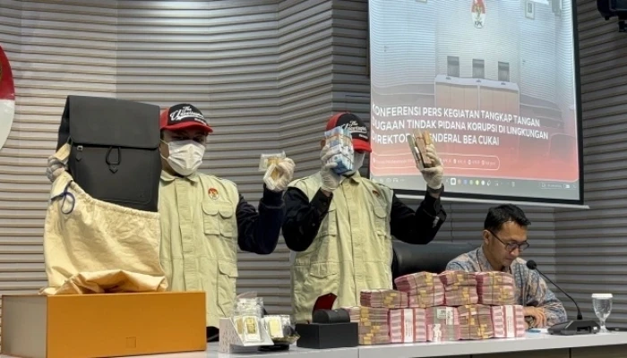 Sempat Buron, Tersangka Utama Dugaan Suap Impor Barang Ilegal di Bea Cukai Ditahan KPK